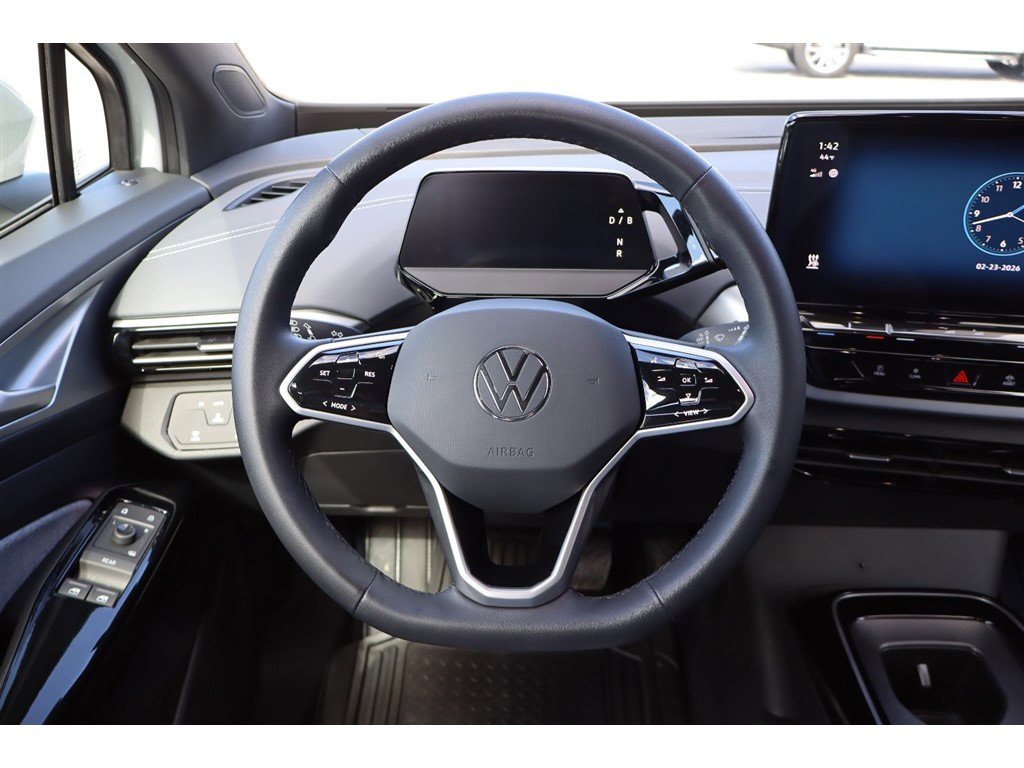 Used 2023 Volkswagen ID.4 Pro image 28