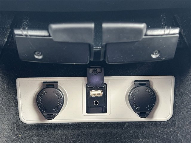 Used 2014 Toyota Avalon Limited image 16