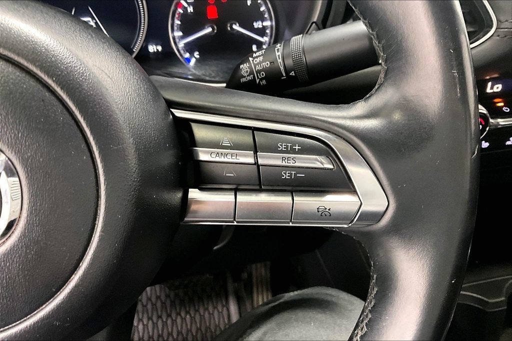 Used 2021 MAZDA MAZDA3 s FWD image 25