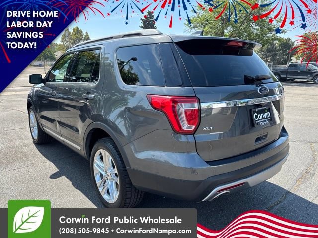 Used 2017 Ford Explorer XLT w/ Equipment Group 202A AWD/4WD image 7