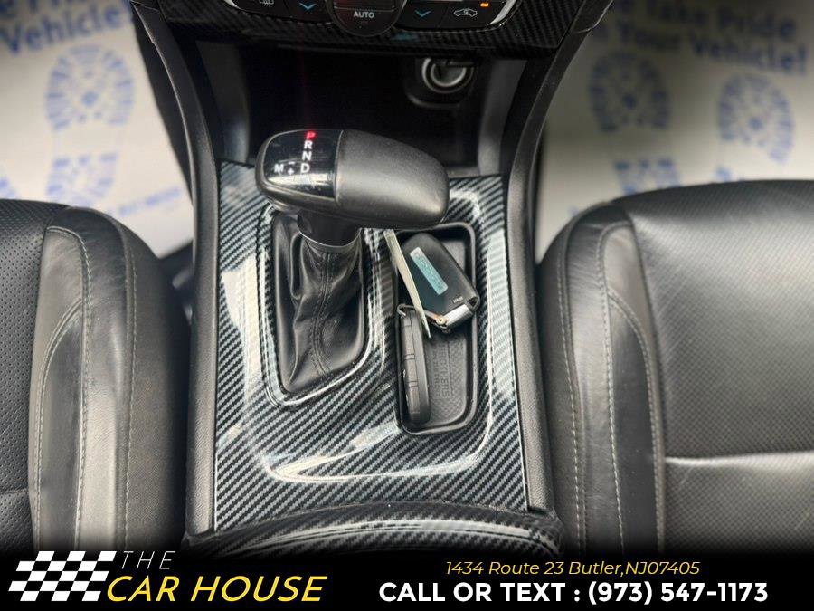 Used 2021 Dodge Charger SXT w/ Plus Group RWD image 20