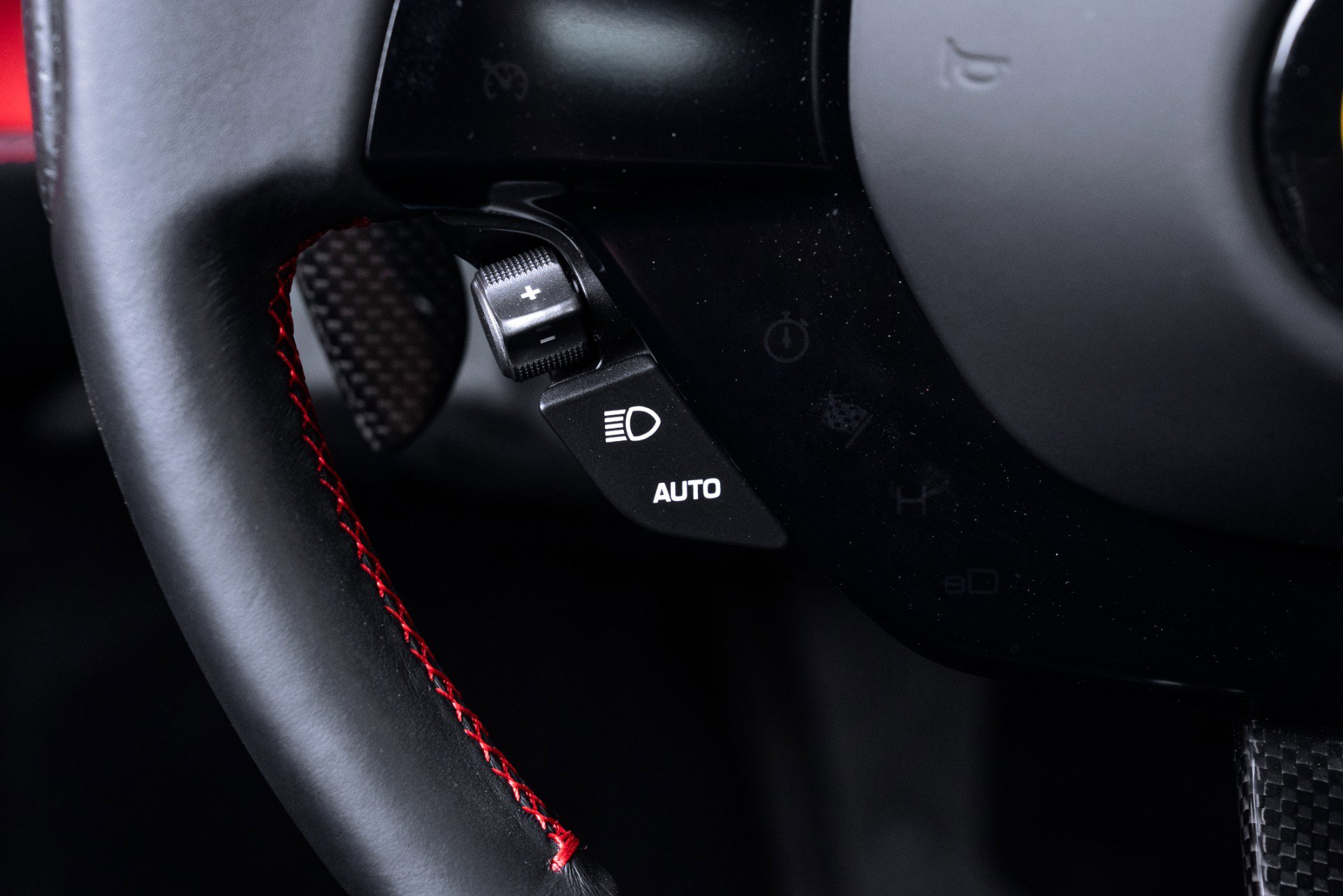 Used 2023 Ferrari SF90 Stradale AWD/4WD image 39