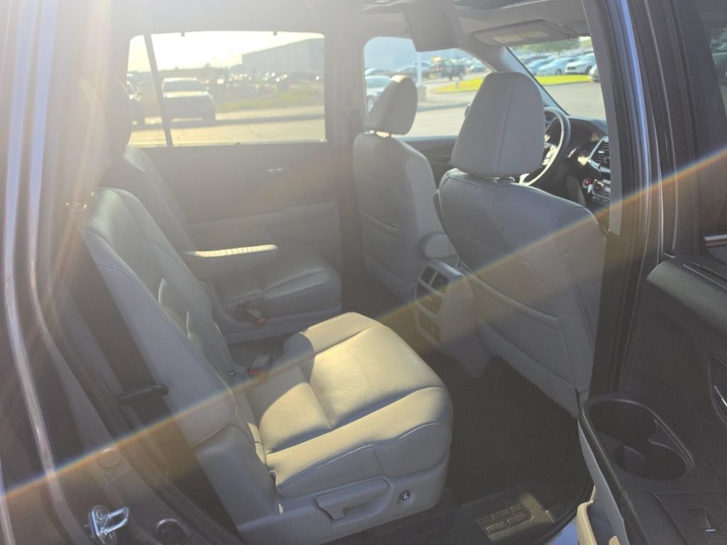 Used 2022 Honda Pilot Elite image 32