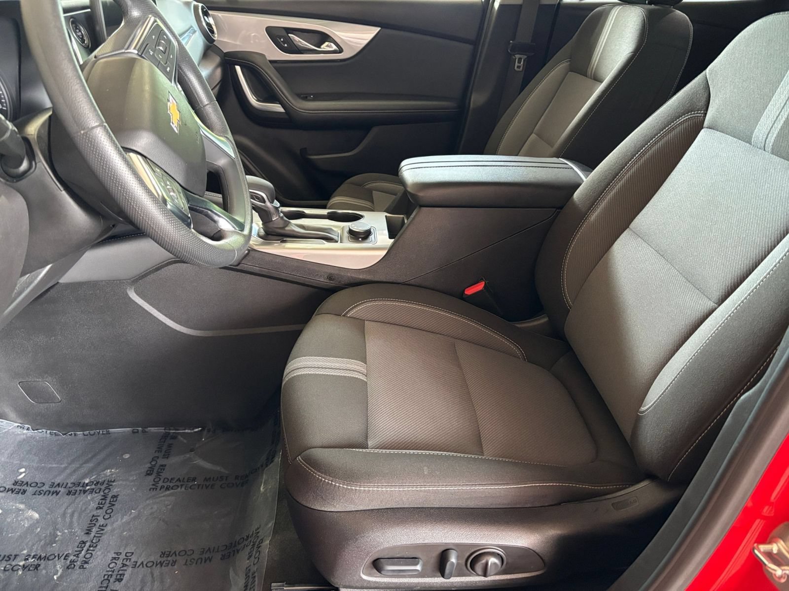 Used 2025 Chevrolet Blazer LT FWD image 24