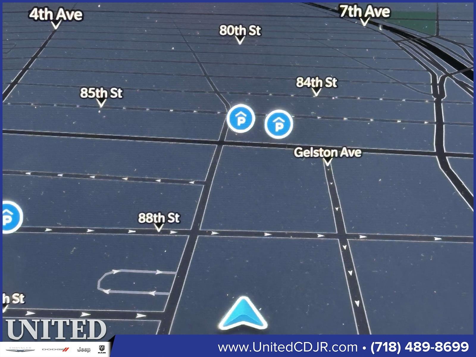 Used 2023 Dodge Durango R/T w/ Hemi Orange Plus Package image 31