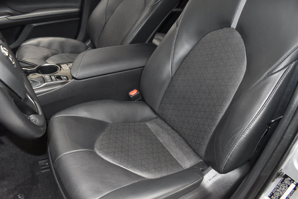 Used 2024 Toyota Camry XSE FWD image 13
