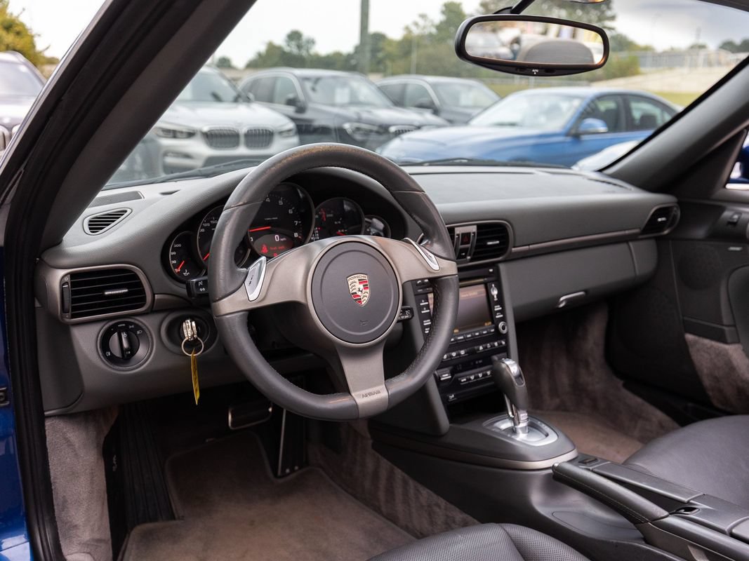 Used 2009 Porsche 911 Carrera RWD image 23
