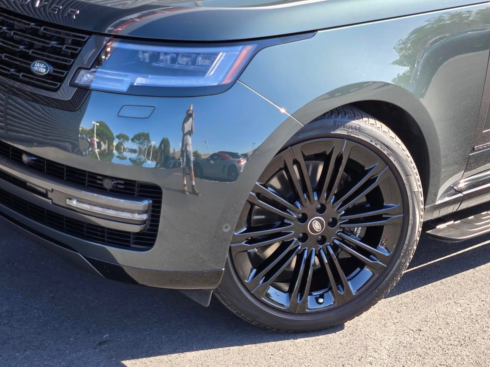 Used 2024 Land Rover Range Rover Long Wheelbase Autobiography AWD/4WD image 10