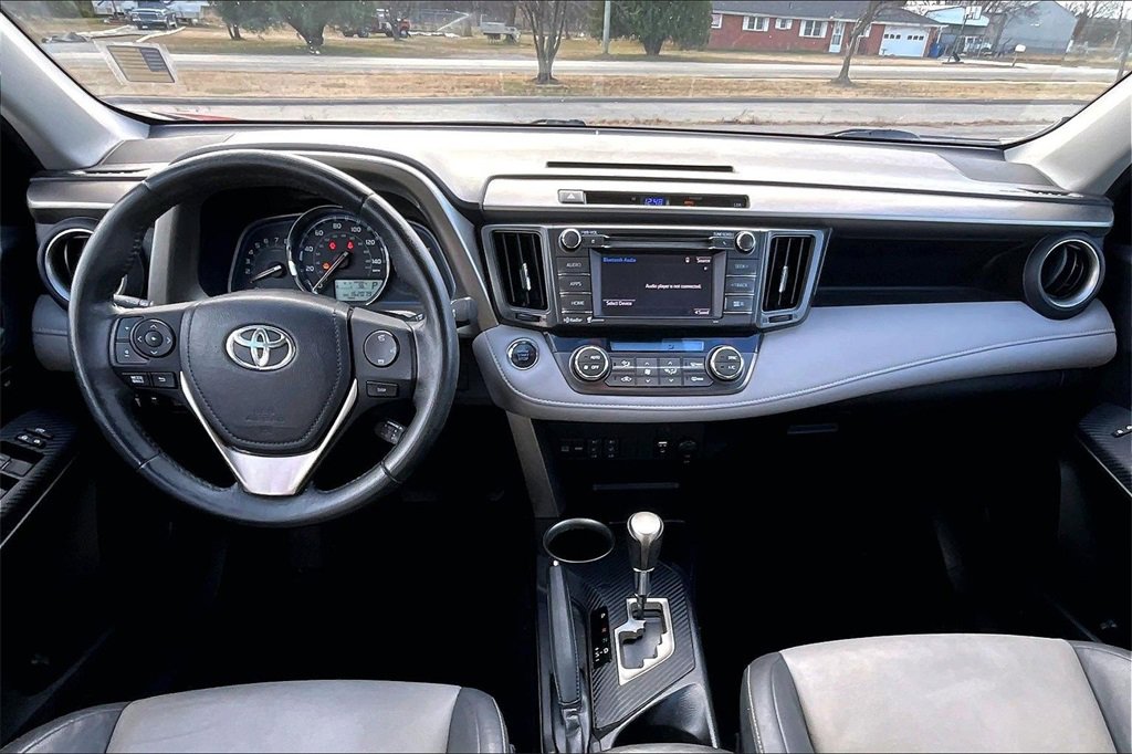Used 2014 Toyota RAV4 Limited image 12