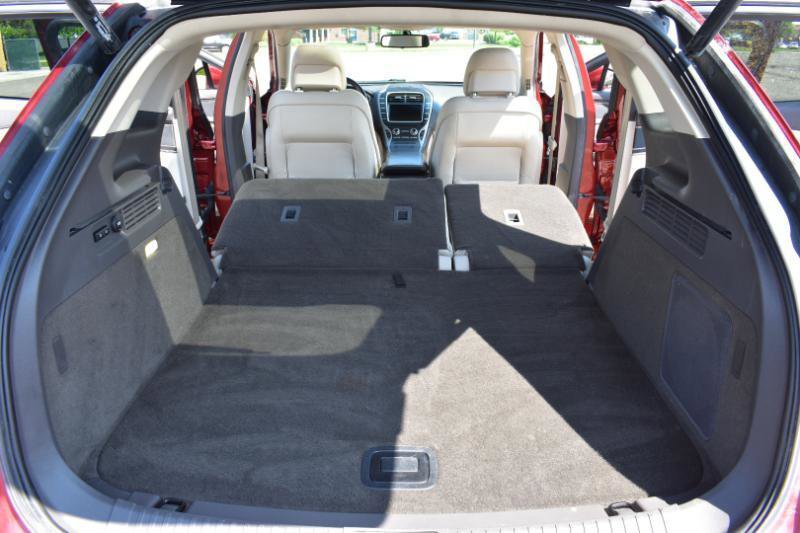 Used 2016 Lincoln MKX Reserve w/ Technology Package FWD image 12