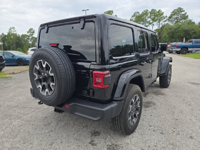 New 2026 Jeep Wrangler Unlimited Sahara w/ Safety Group AWD/4WD image 4