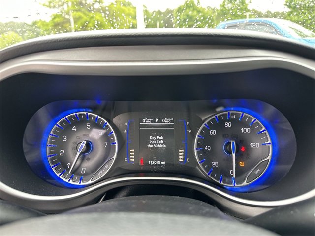 Used 2020 Chrysler Pacifica Touring-L image 15