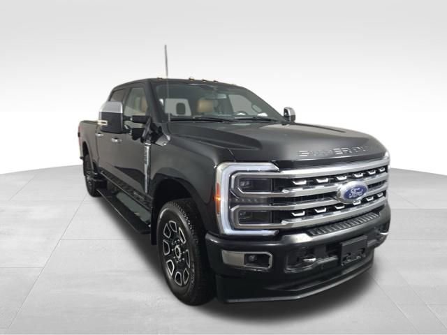 Used 2024 Ford F250 Platinum w/ FX4 Off-Road Package image 3
