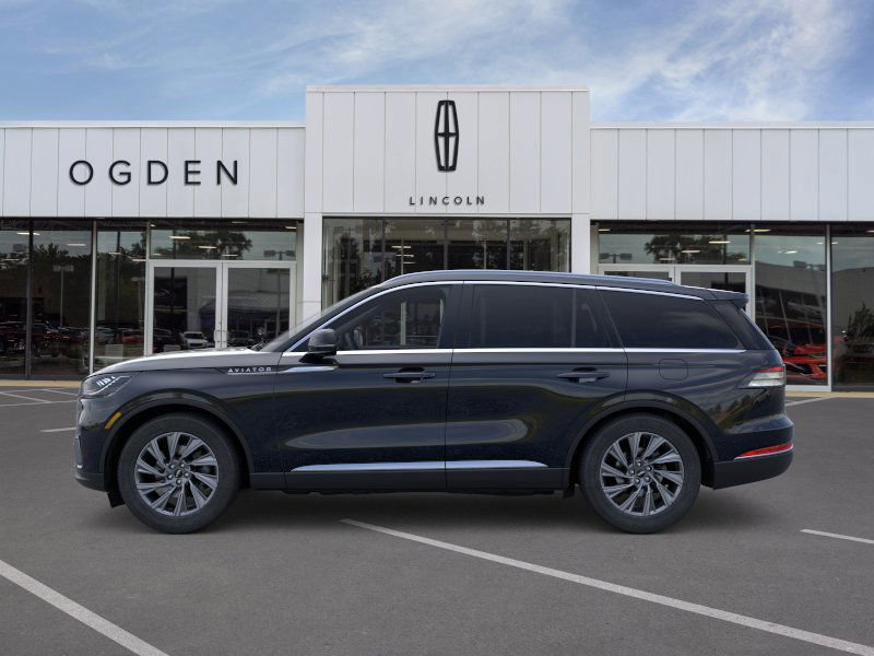 New 2026 Lincoln Aviator AWD image 3