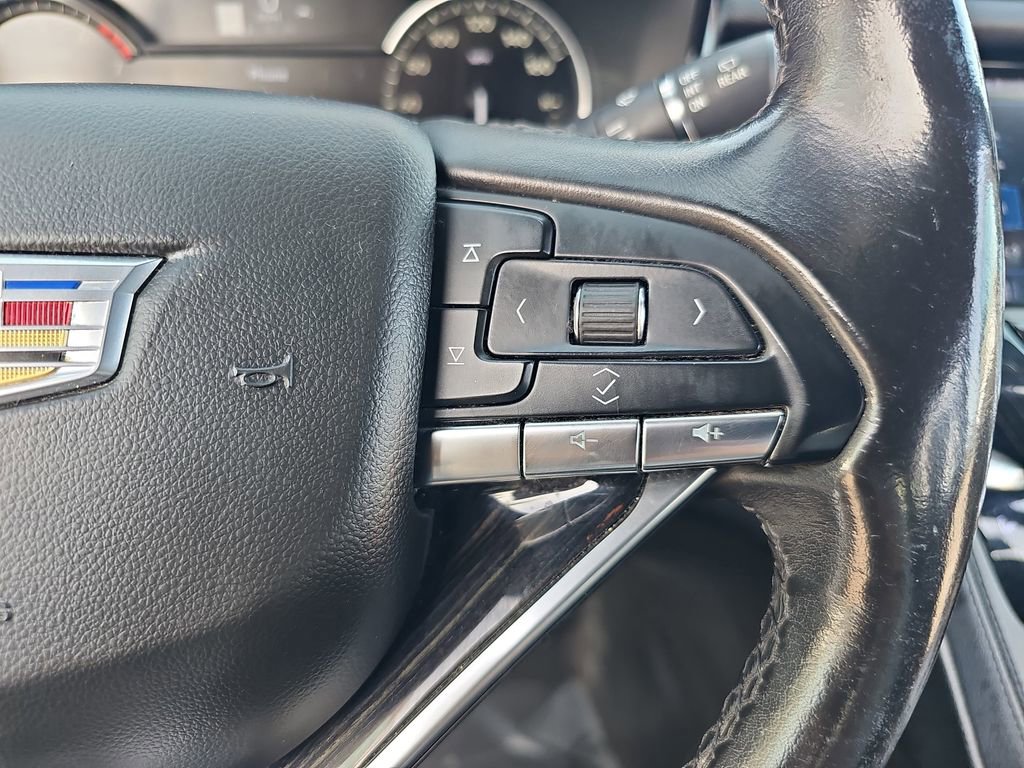 Used 2020 Cadillac XT6 Premium Luxury image 34