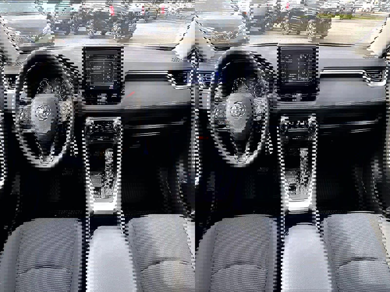 Used 2022 Toyota RAV4 LE image 21