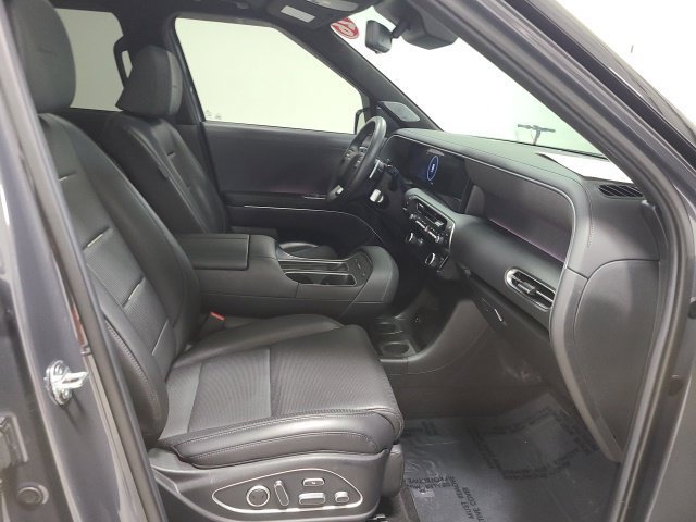 Used 2026 Hyundai Palisade Calligraphy AWD/4WD image 13