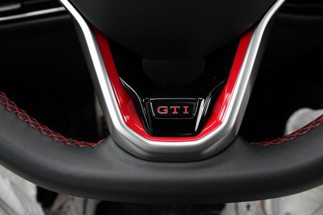 New 2026 Volkswagen GTI SE FWD image 15