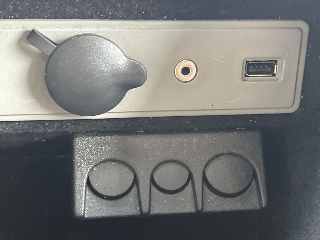 Used 2009 Ford Flex SEL image 24