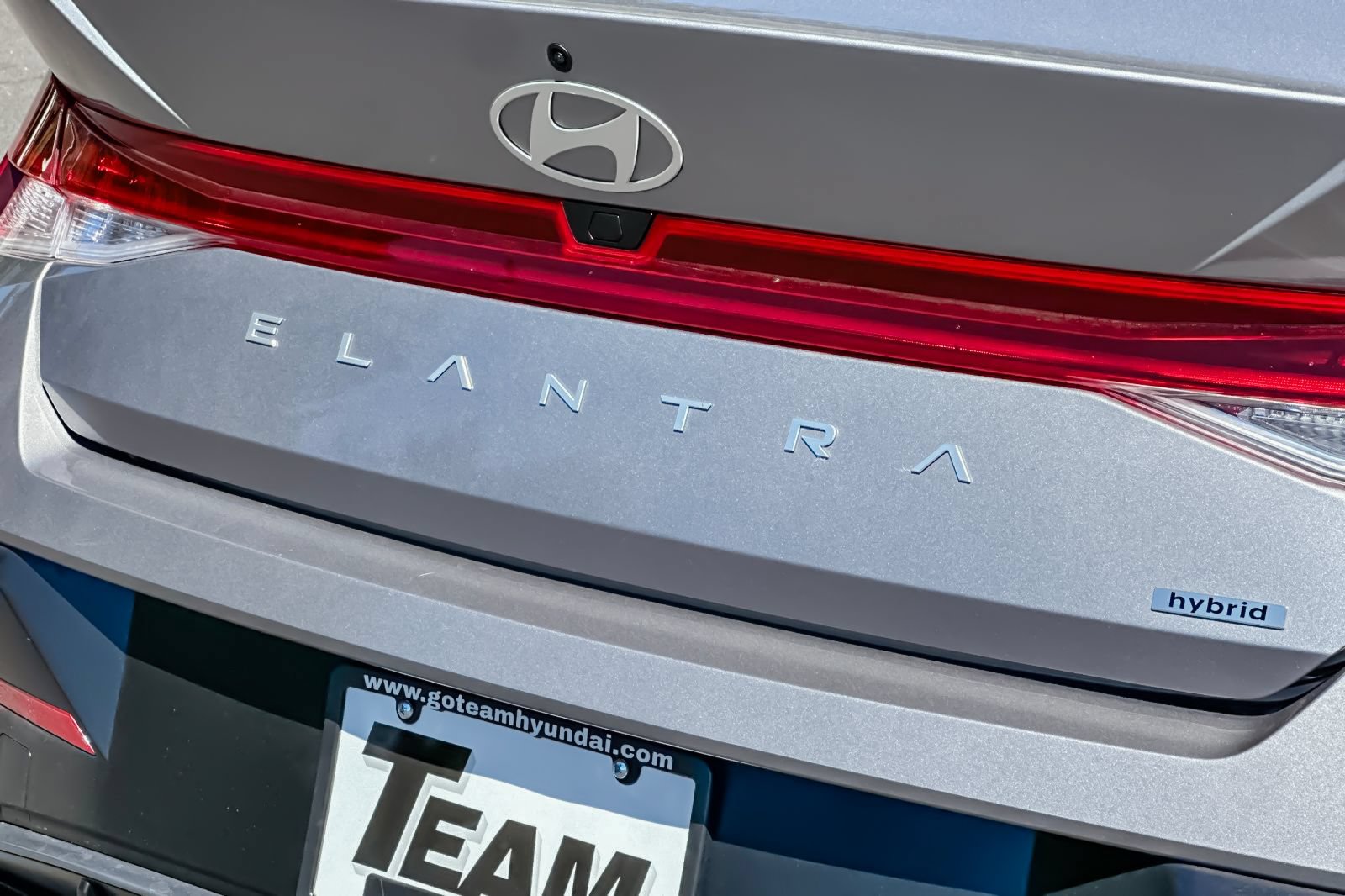 Used 2025 Hyundai Elantra Limited FWD image 38