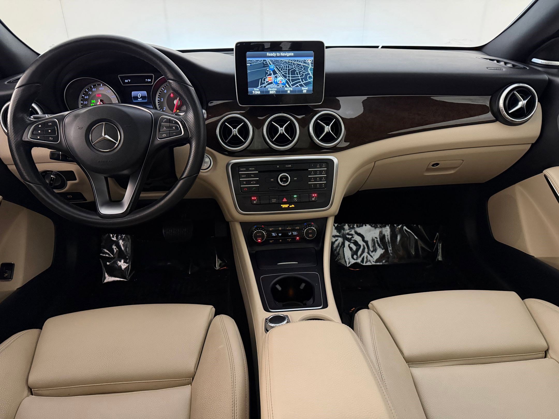 Used 2016 Mercedes-Benz CLA 250 4MATIC image 17
