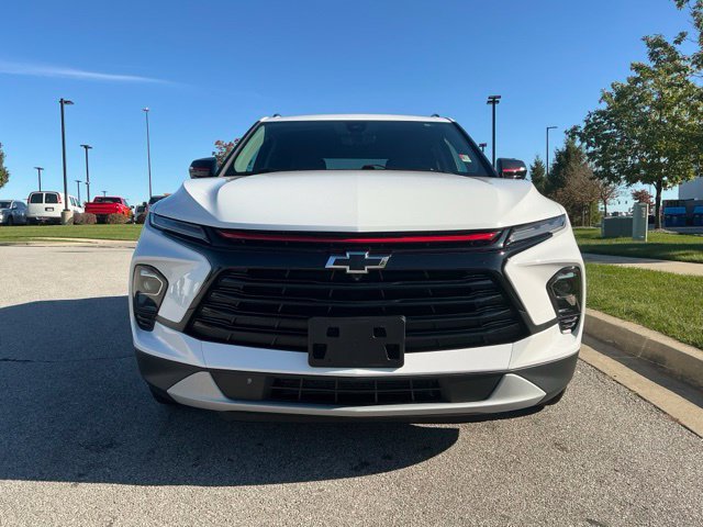 Used 2024 Chevrolet Blazer LT w/ Sound & Technology Package AWD/4WD image 8