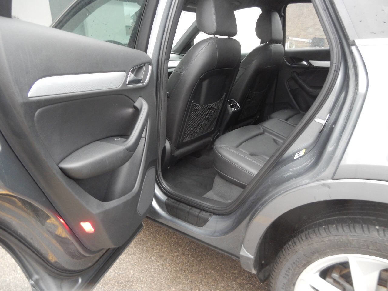 Used 2016 Audi Q3 2.0T Premium Plus w/ Technology Package image 30