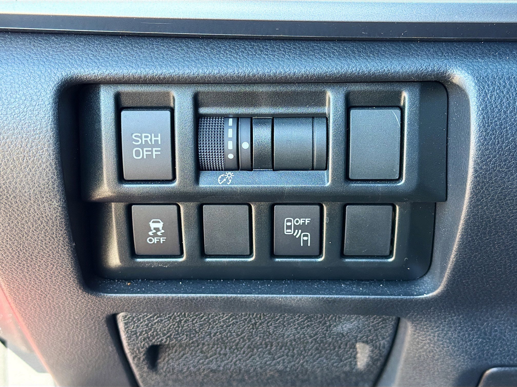 Used 2018 Subaru Crosstrek 2.0i Limited image 33