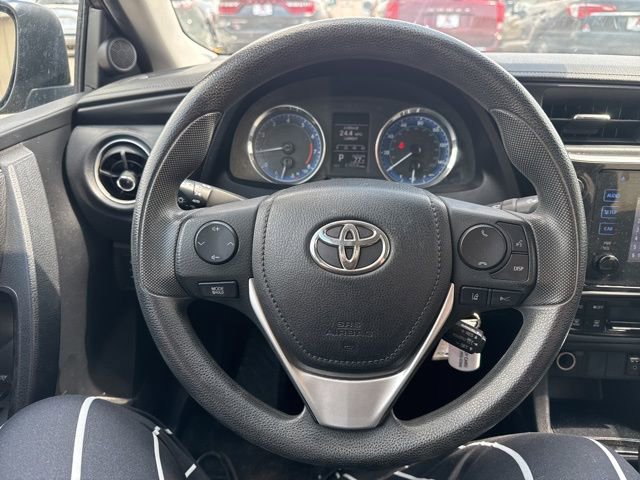 Used 2018 Toyota Corolla LE FWD image 20