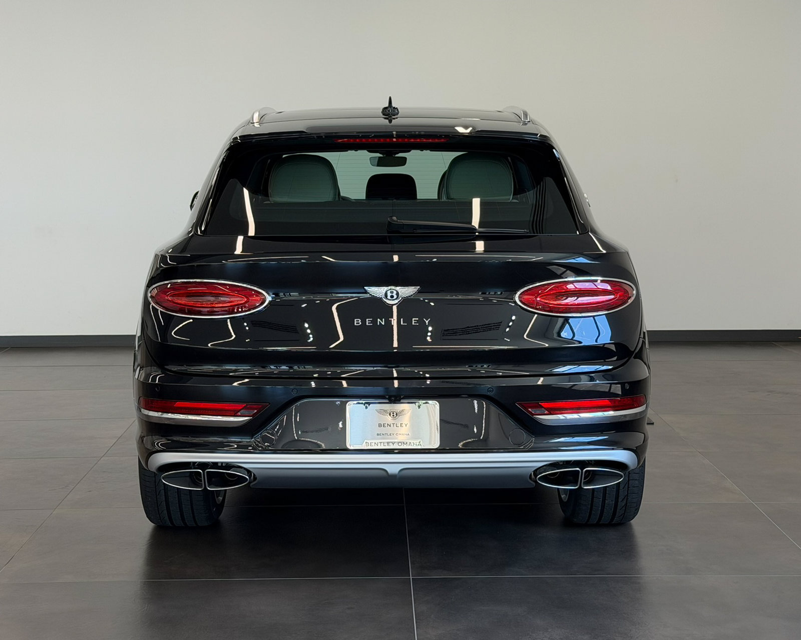 New 2026 Bentley Bentayga Extended Wheelbase AWD/4WD image 10