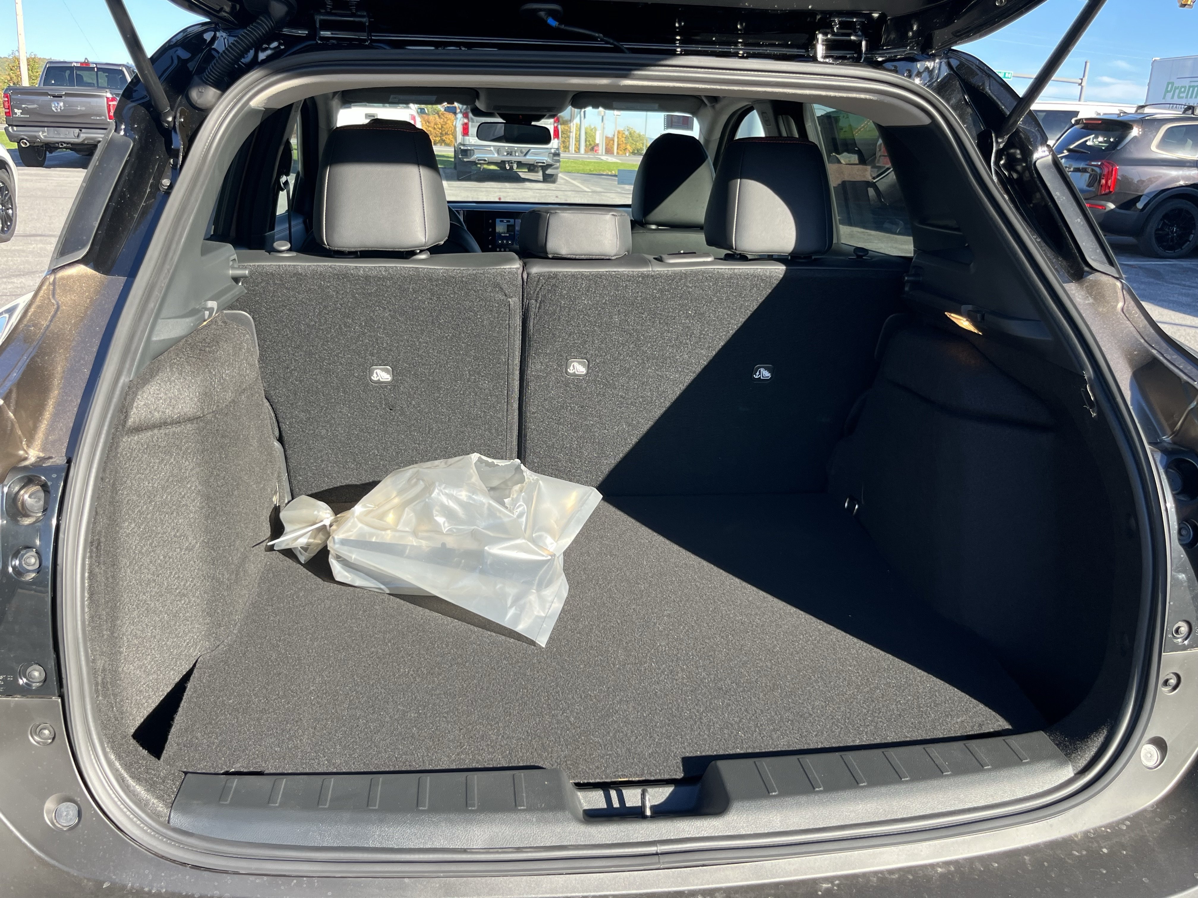 New 2027 Nissan Kicks SV w/ Rock Creek Edition AWD/4WD image 5