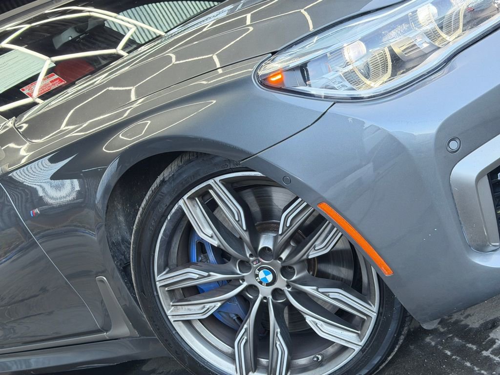 Used 2018 BMW M760i xDrive AWD/4WD image 36