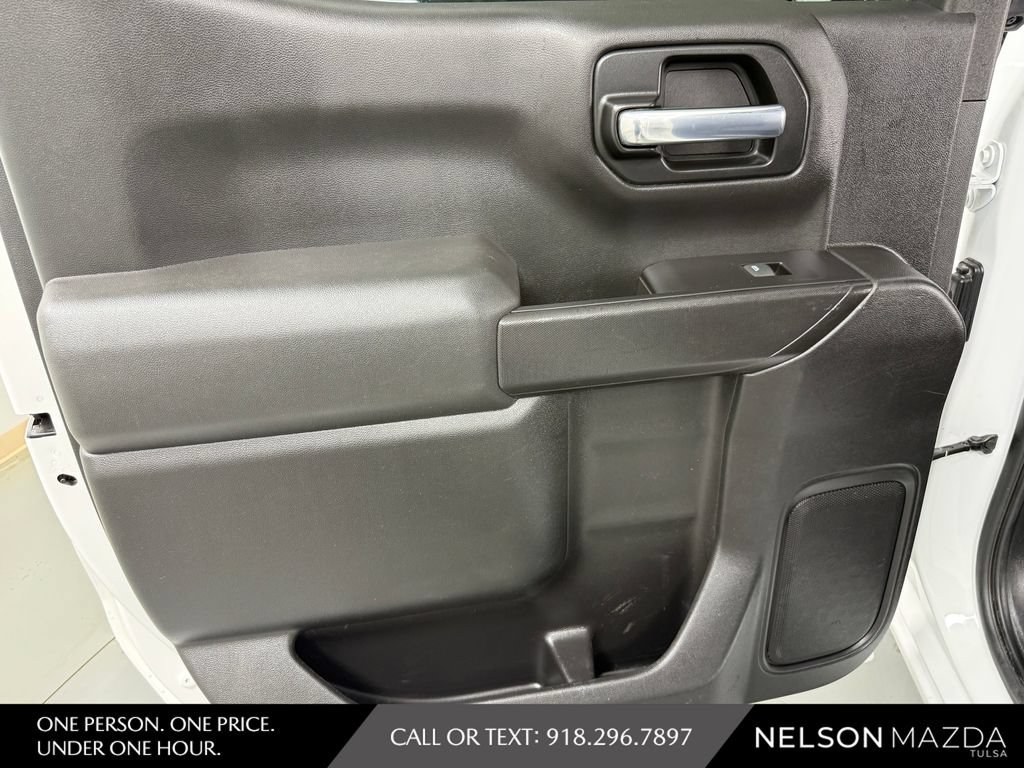 Used 2020 Chevrolet Silverado 1500 LT w/ Convenience Package AWD/4WD image 39