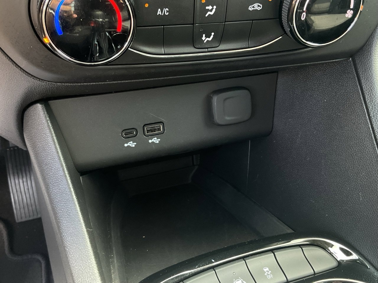 Used 2026 Buick Encore GX Preferred FWD image 22