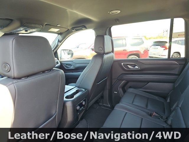 Used 2023 Chevrolet Suburban LT image 29