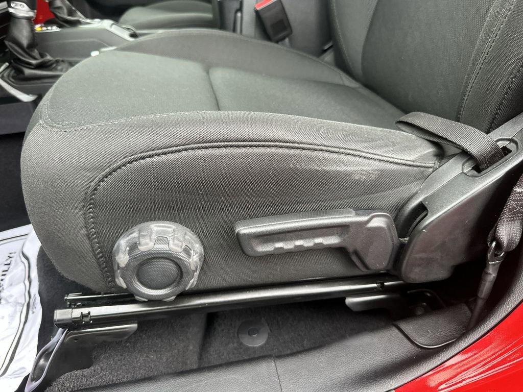 Used 2021 Jeep Wrangler Unlimited Sport image 12
