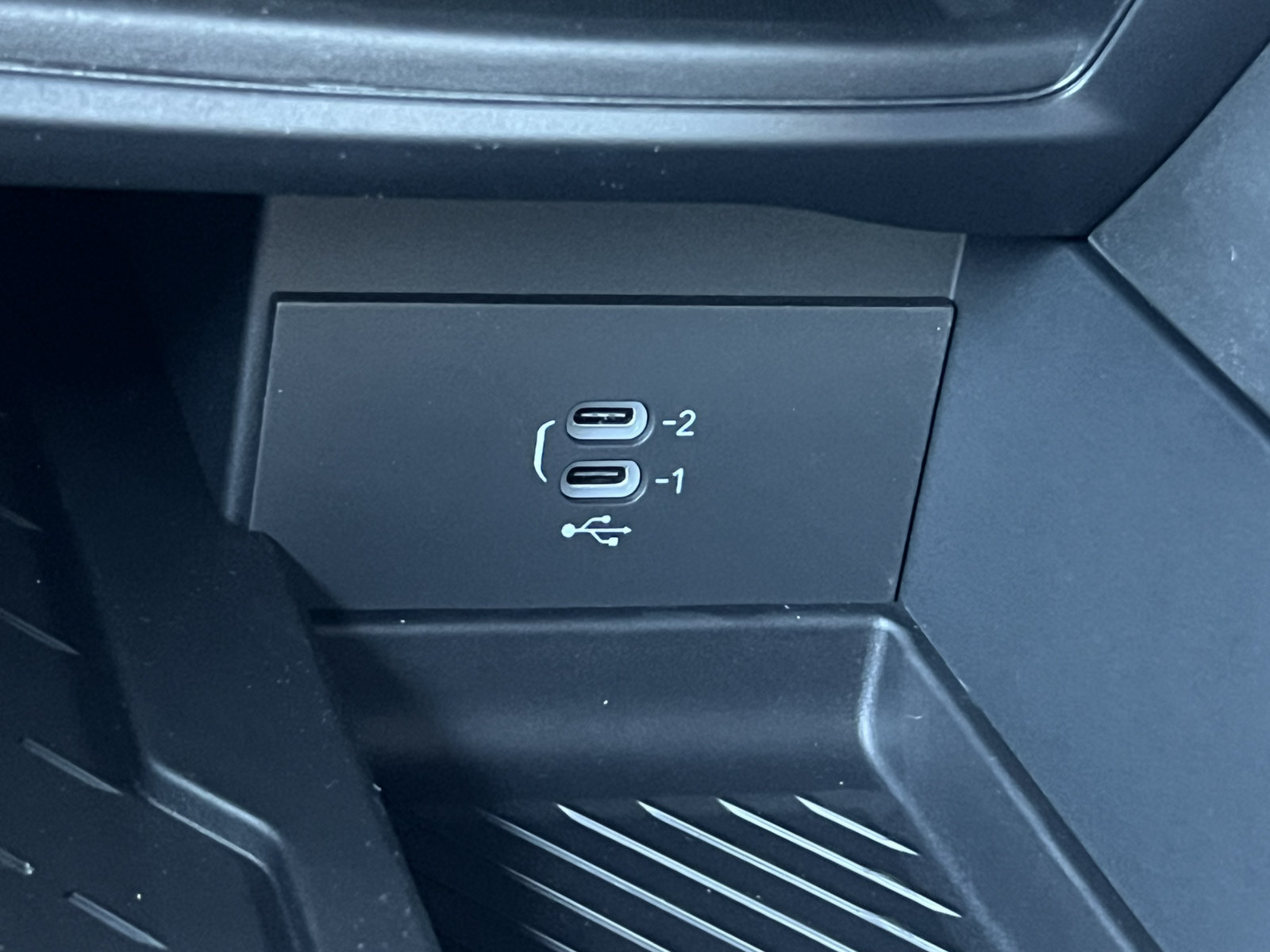 New 2027 Chrysler Pacifica Limited AWD/4WD image 31