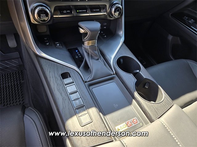 Certified 2025 Lexus LX 600 4WD w/ Appearance Package image 27