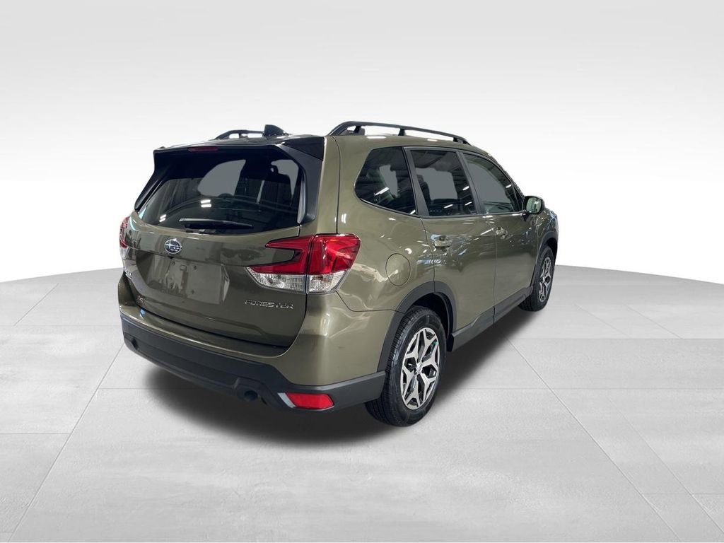 Certified 2024 Subaru Forester Premium image 30