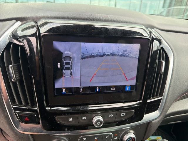 Used 2022 Chevrolet Traverse RS image 12