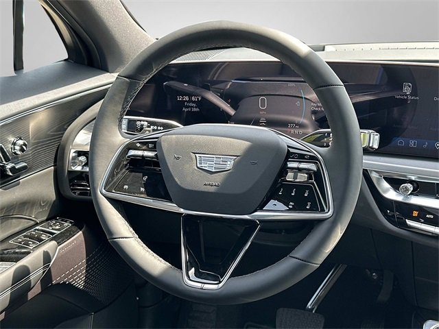 Used 2025 Cadillac Lyriq Luxury image 5