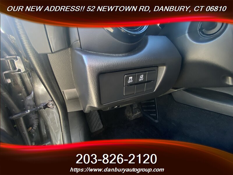 Used 2021 MAZDA MX-5 Miata Club RWD image 14