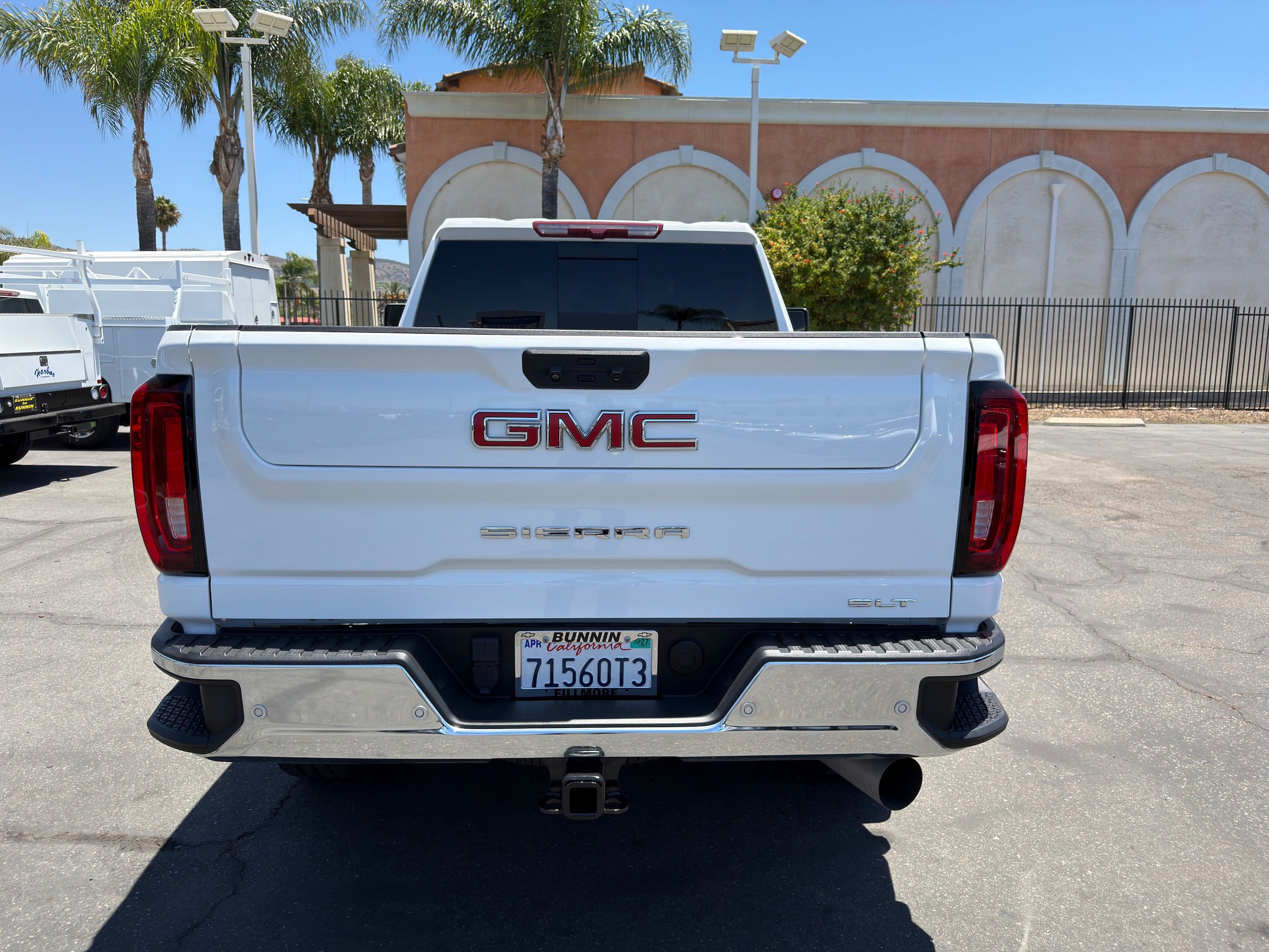 Used 2023 GMC Sierra 2500 SLT w/ SLT Preferred Package AWD/4WD image 7