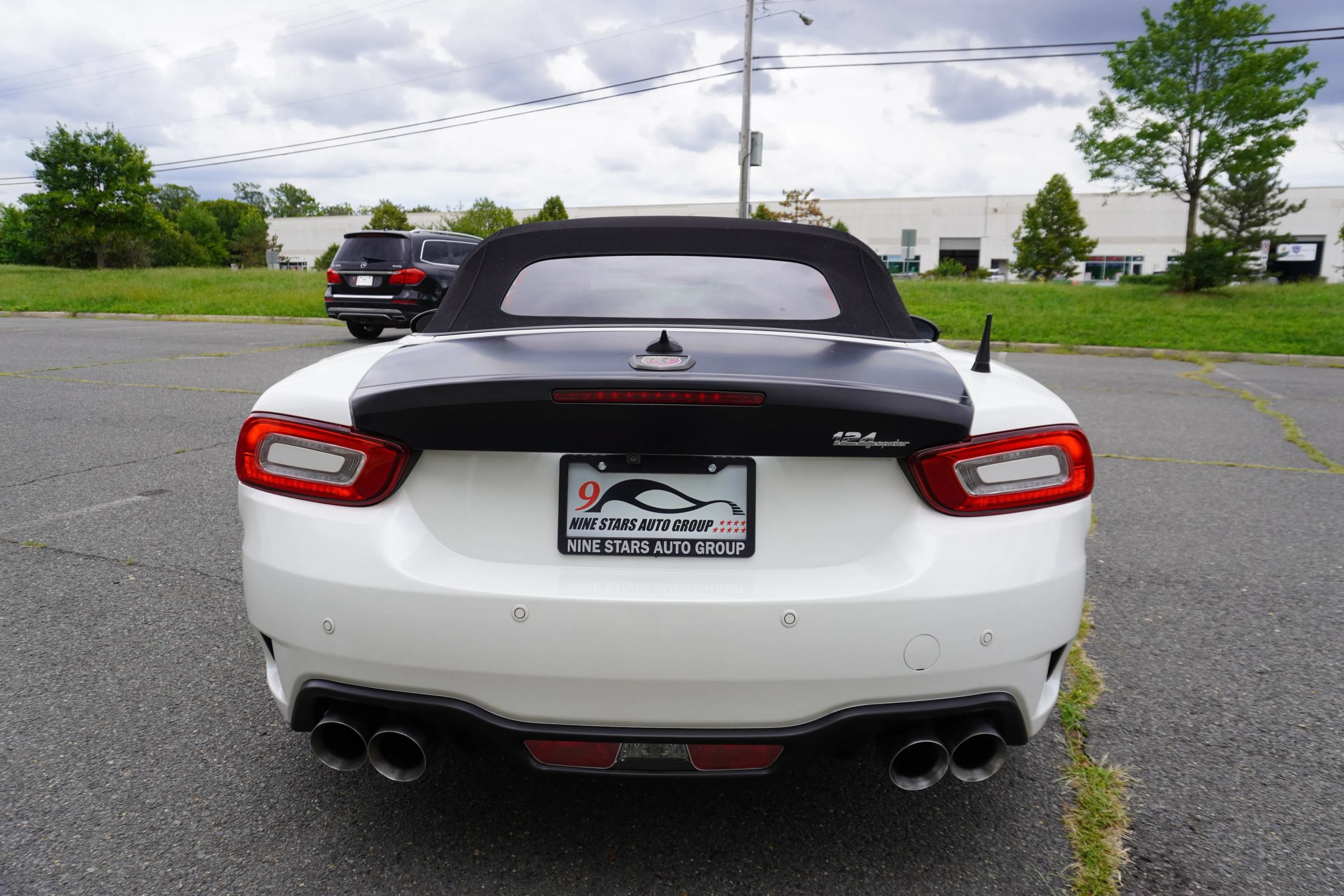 Used 2018 FIAT 124 Spider Abarth w/ Convenience Group RWD image 6
