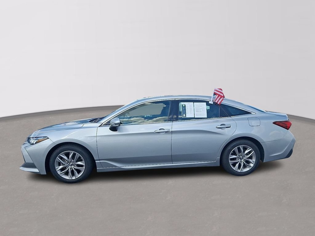Used 2019 Toyota Avalon XLE w/ Moonroof Package FWD image 7