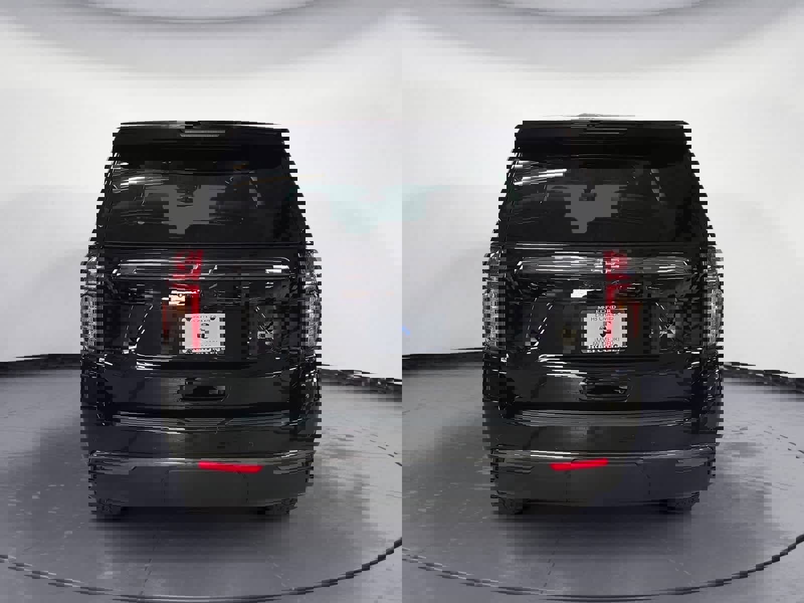 Used 2022 Chevrolet Tahoe Z71 image 12