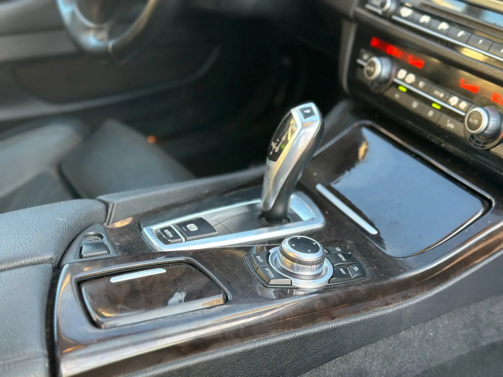 Used 2011 BMW 528i Sedan RWD image 11