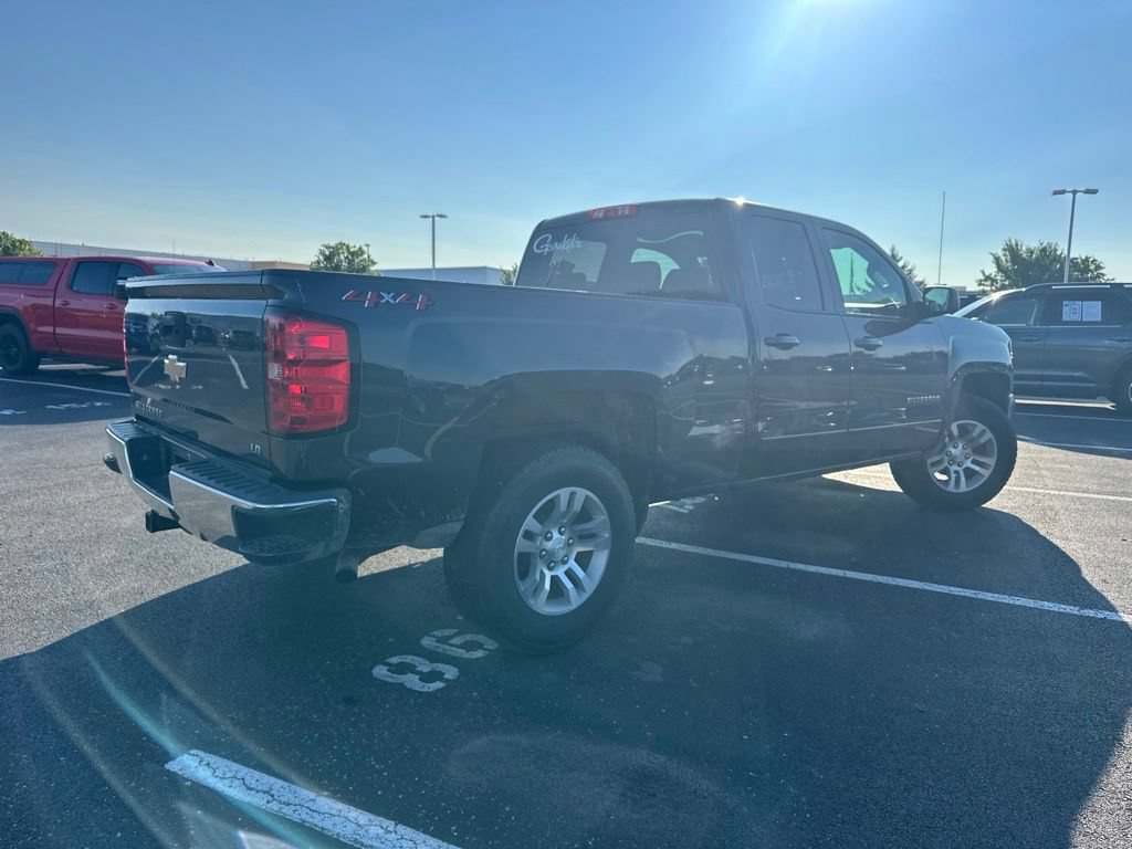 Used 2019 Chevrolet Silverado 1500 LT w/ All Star Edition AWD/4WD image 11