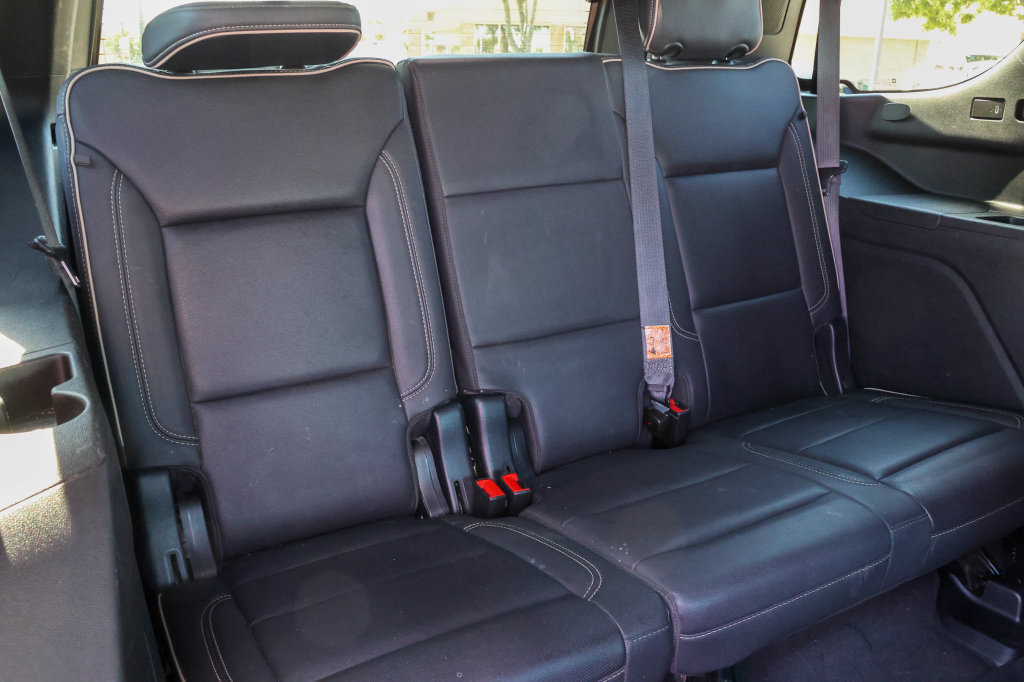 Used 2023 Chevrolet Tahoe Premier AWD/4WD image 21