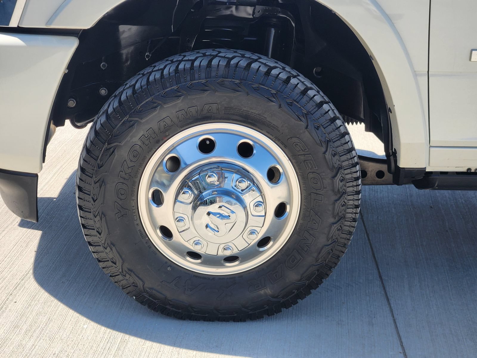 Used 2021 RAM 3500 Laramie AWD/4WD image 11
